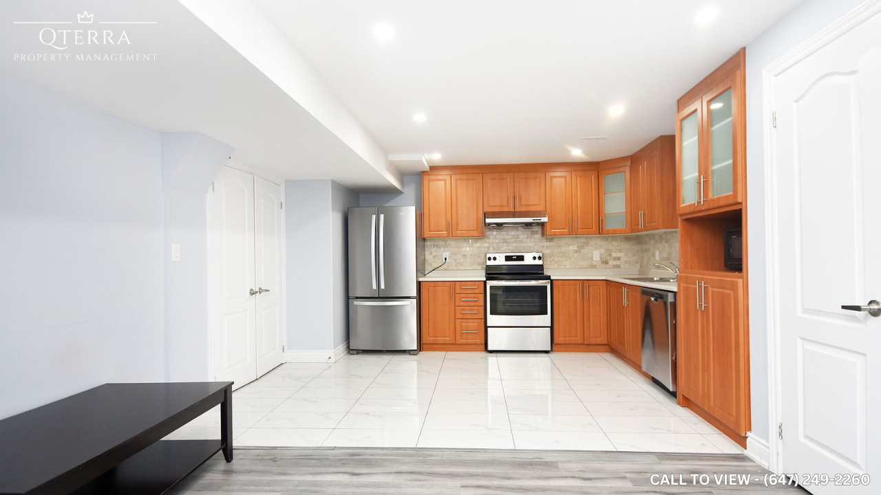 21 Magical Rd, Brampton, Ontario L7A 4P8 - Photo 3 of 14