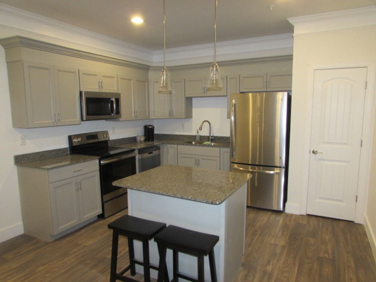 3760 Patriot Pkwy #3Q - Photo 4 of 9