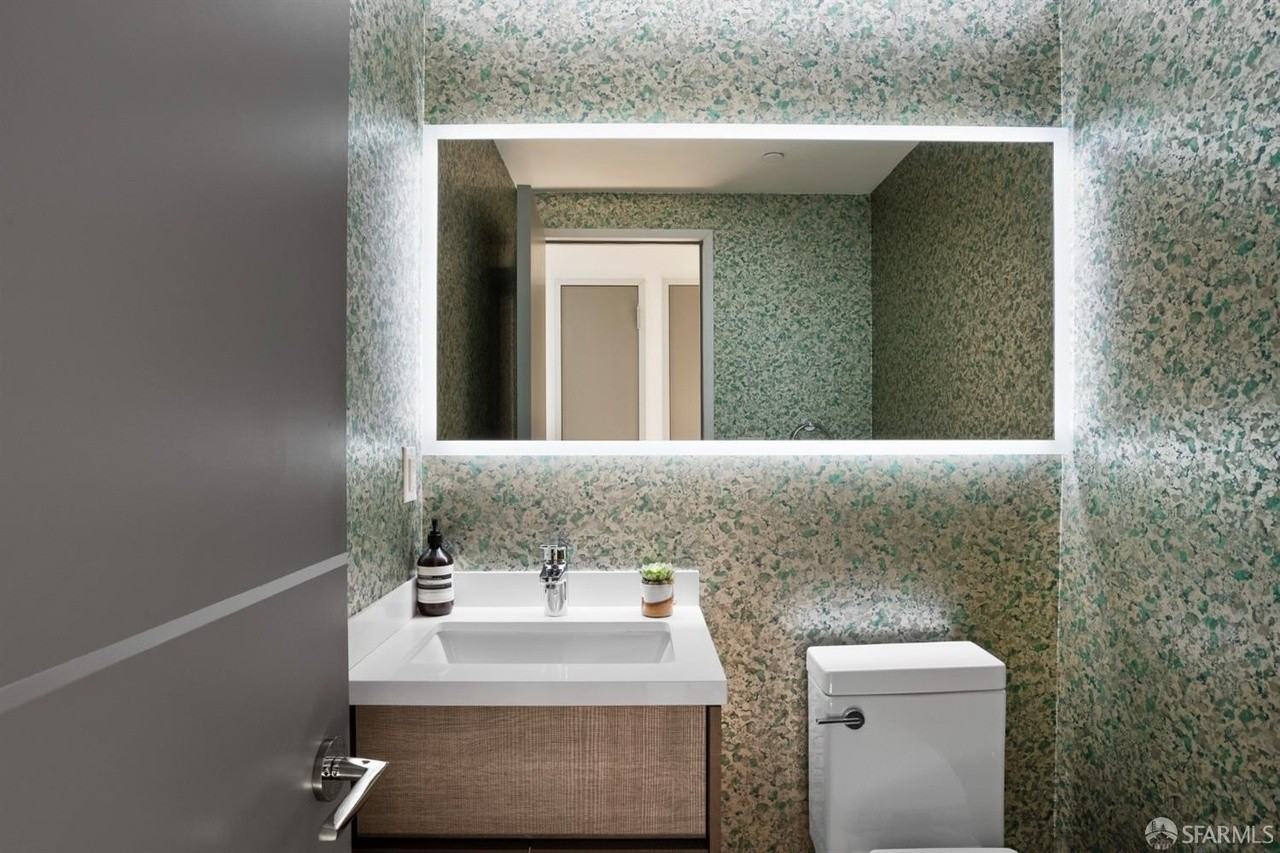 3483 Forestdale Drive 22nd Street #22 - Photo 4 of 11