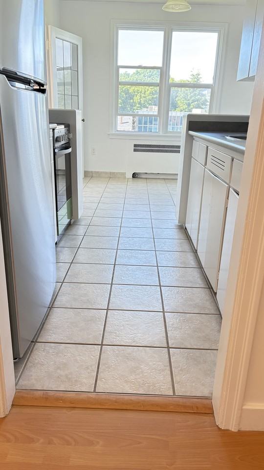 3263 Oak Street - Photo 3 of 14