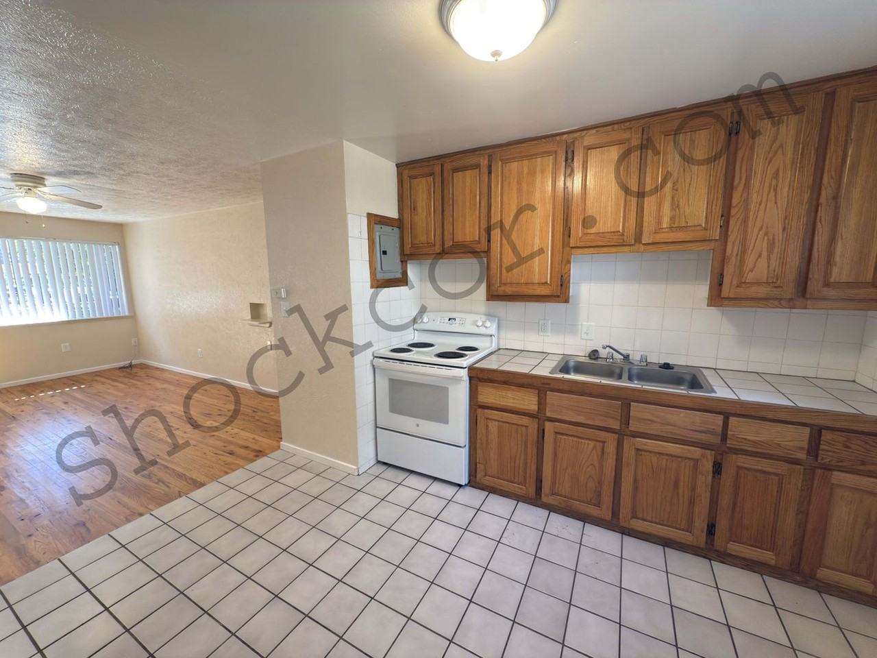 2150fran - Photo 3 of 7