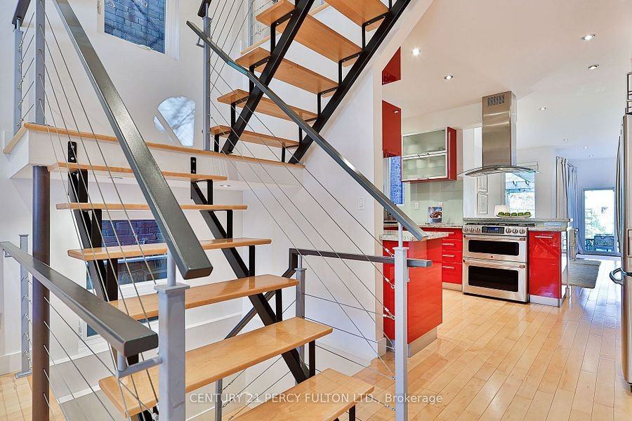 536 Crawford Street - Photo 5 of 46