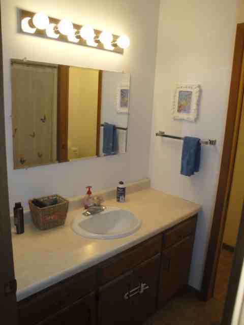 Beach Dr. S.E. - Photo 2 of 11