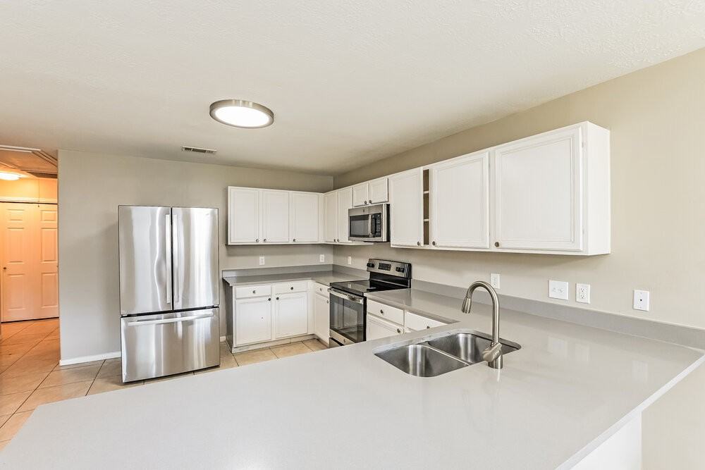 6607 Mistflower Ln - Photo 7 of 16