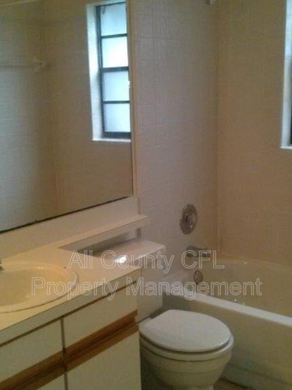 2026 Larkwood Dr - Photo 6 of 13