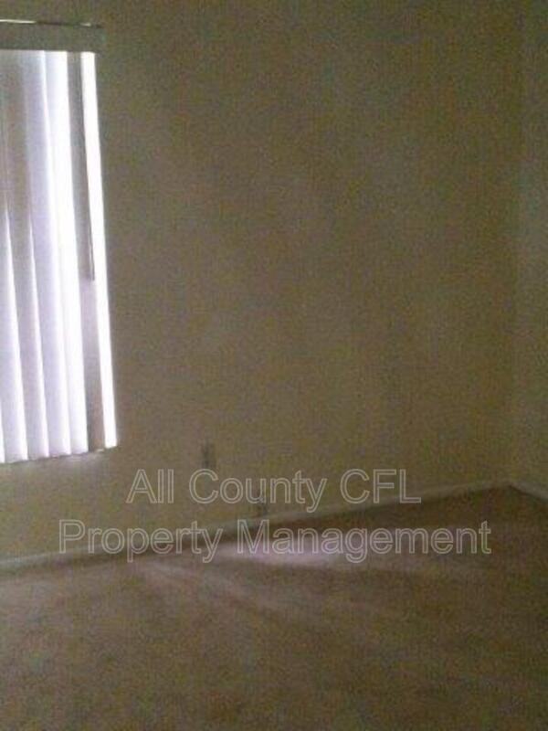 2026 Larkwood Dr - Photo 7 of 13