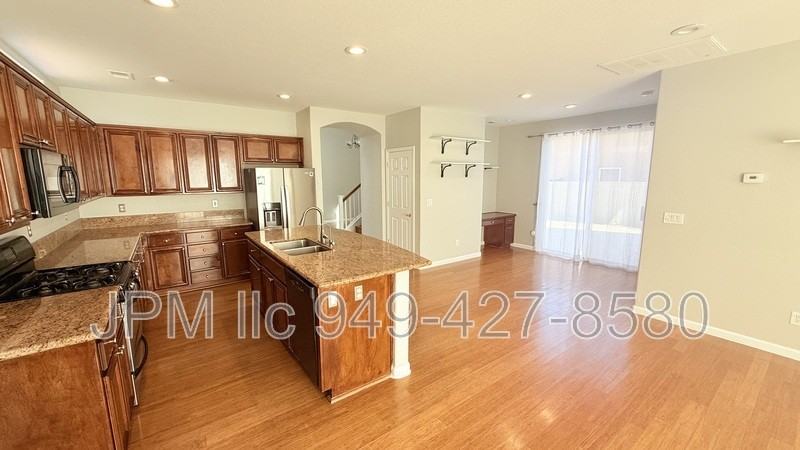 1740 Granite Chief Dr - Photo 4 of 19