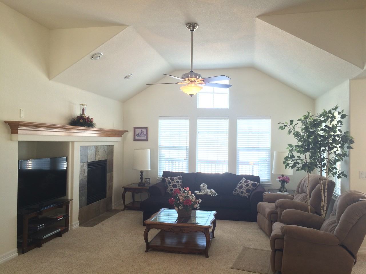 23371 E Dry Creek Cir - Photo 2 of 17