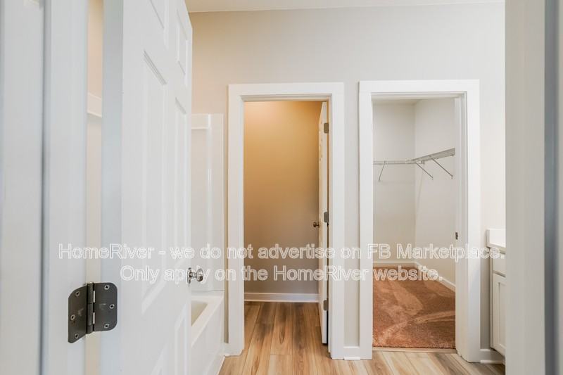 818 Temple St - Photo 7 of 22