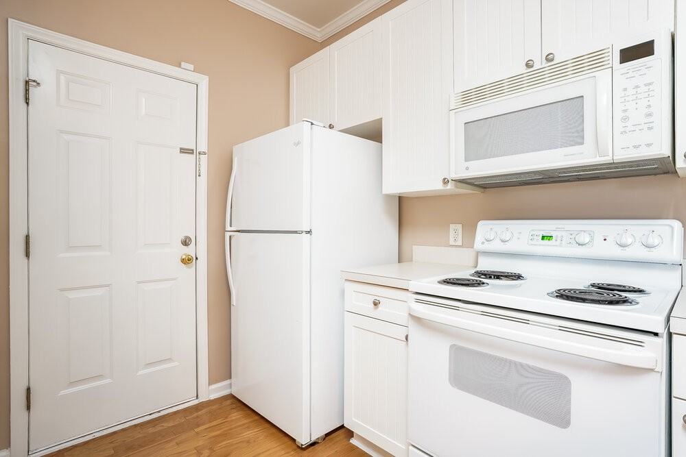 2000 Persimmon Ridge Dr - Photo 7 of 17