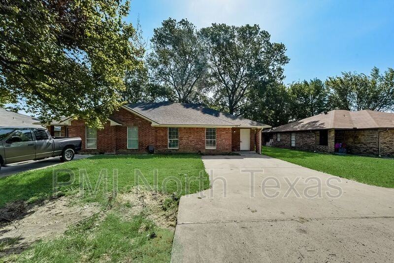 919 S Farmington Rd - Photo 2 of 15