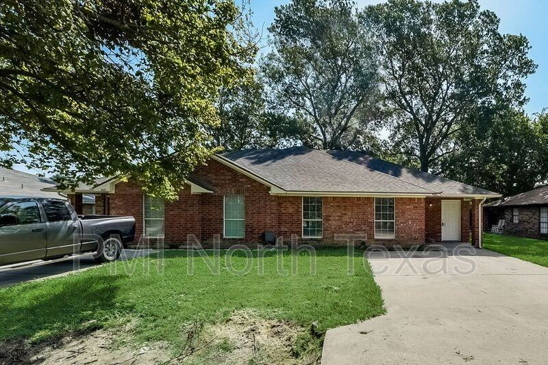 919 S Farmington Rd - Photo 4 of 15