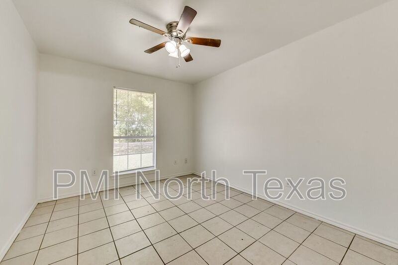 919 S Farmington Rd - Photo 7 of 15