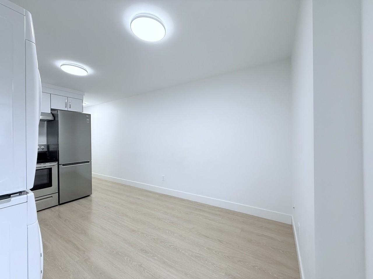 6731 Elwell Street - Photo 5 of 8