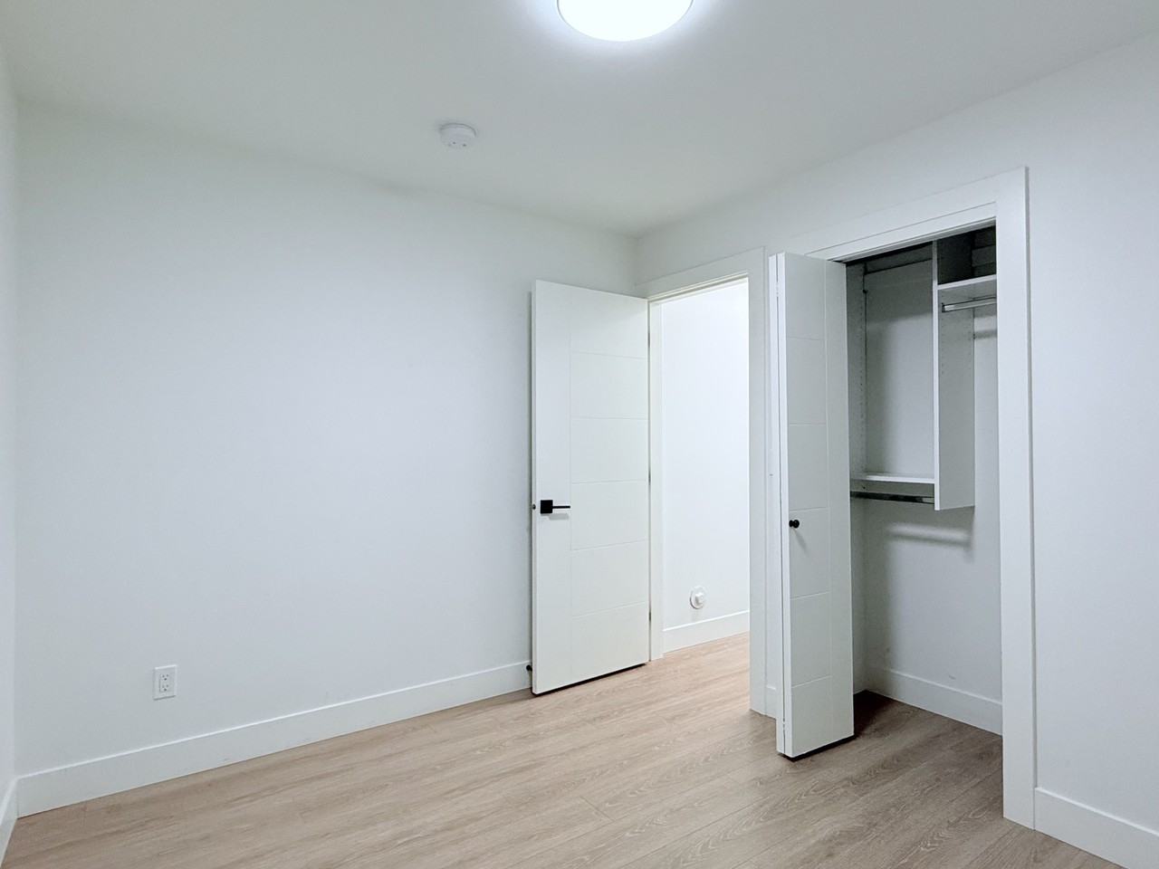 6731 Elwell Street - Photo 6 of 8