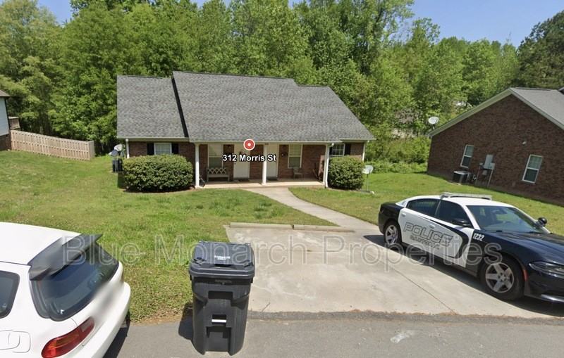 312 Morris St - Photo 2 of 23