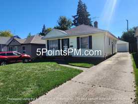 18312 Hazelwood Ave - Photo 1 of 1