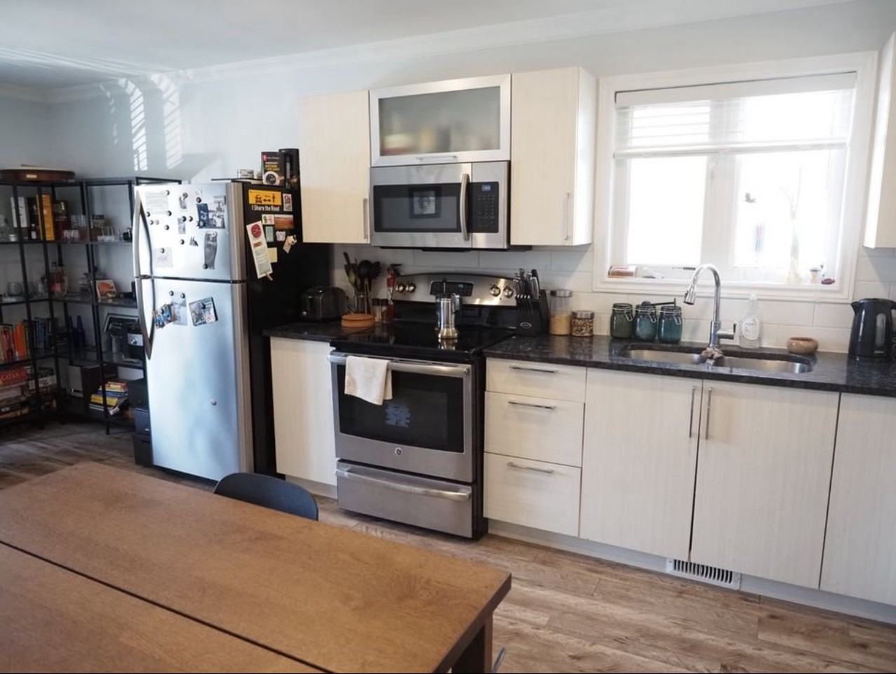 119 Hinton Ave N - Photo 3 of 16