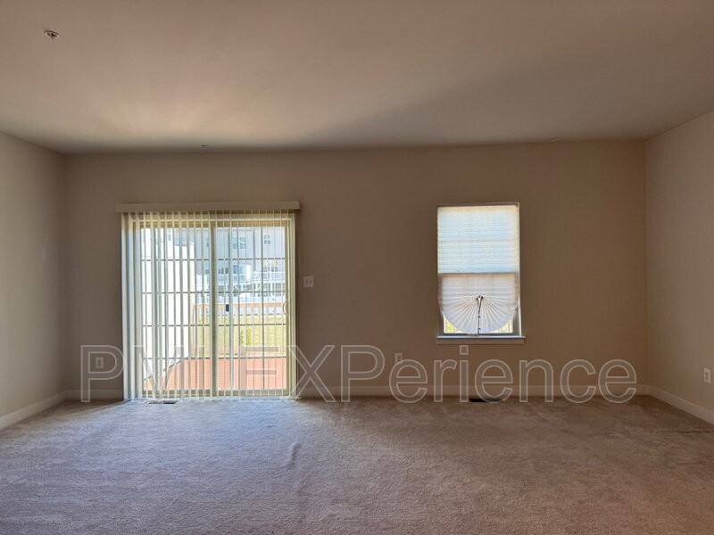 16508 Anegada Dr - Photo 3 of 24