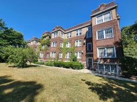 featured image of 525 S 6th St #4