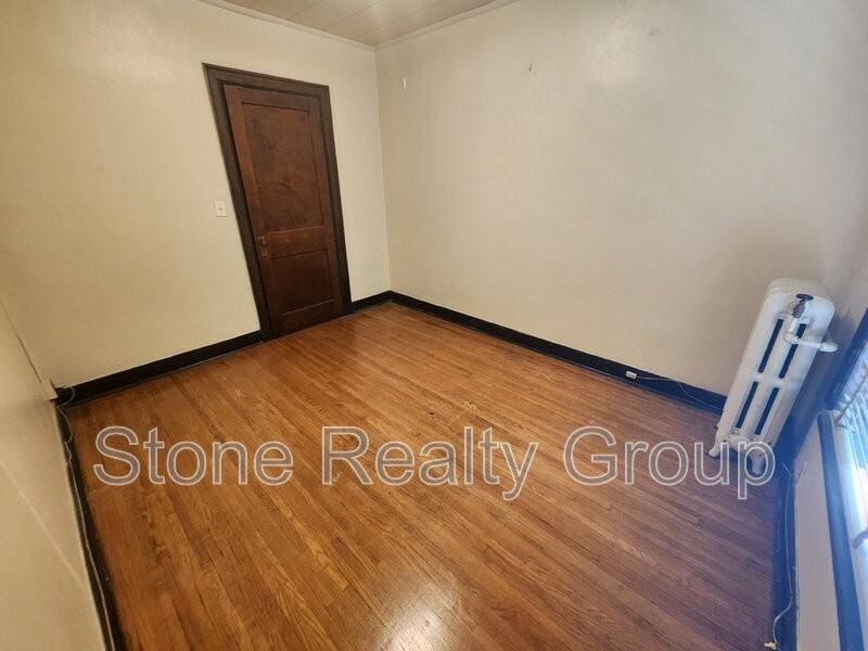 525 S 6th St #4 - Photo 7 of 10