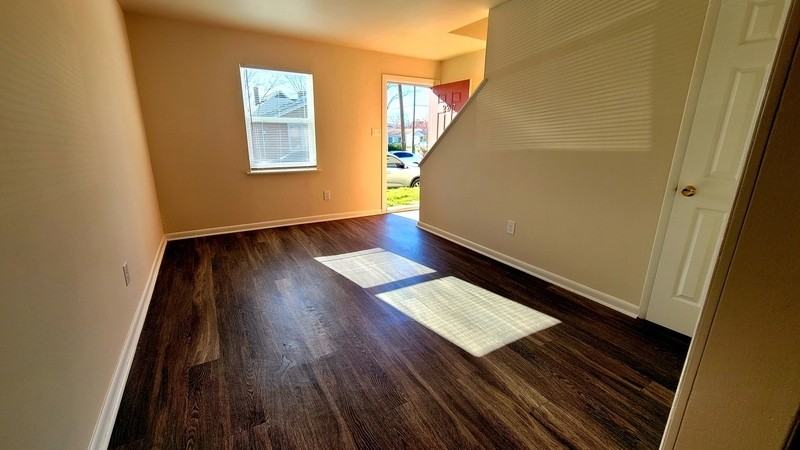 2203 Williamsburg Rd - Photo 5 of 16