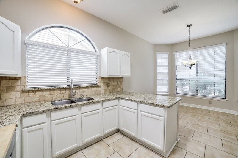 6158 Valley Clf - Photo 6 of 50