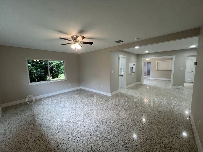 212 Doolittle St - Photo 2 of 26