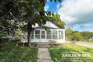806 W 7th St - Photo 1 of 1