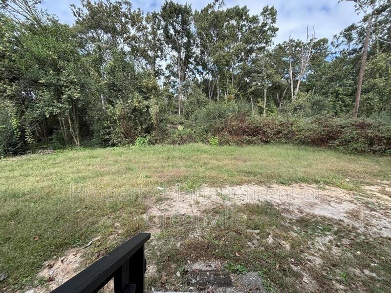 621 Hayes Road - Photo 3 of 14