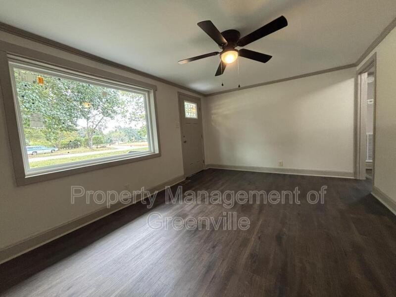 621 Hayes Road - Photo 6 of 14