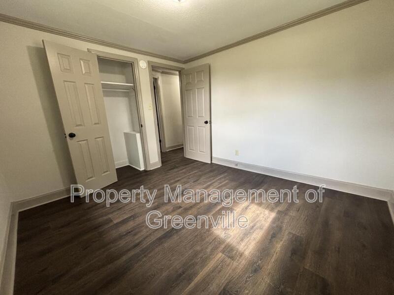 621 Hayes Road - Photo 7 of 14