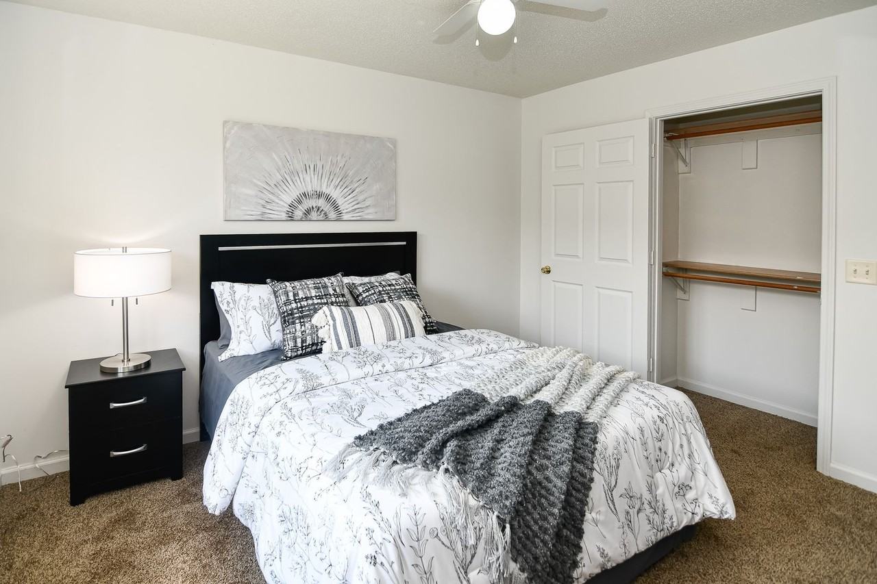 Villas at Deerwood - Photo 6 of 25