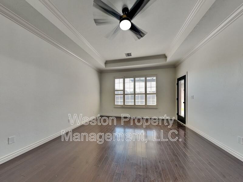 2008 Se 9th St - Photo 7 of 19