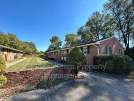 438 S Walnut St #B - Photo 1 of 1