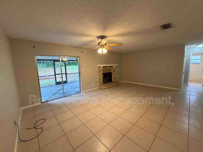 726 Cheetah Trl - Photo 3 of 10