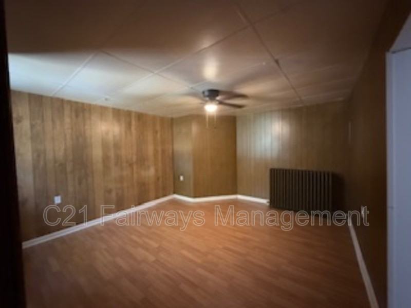 620 Carothers Ave - Photo 3 of 15