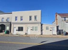 109 E Blaine St - Photo 1 of 1