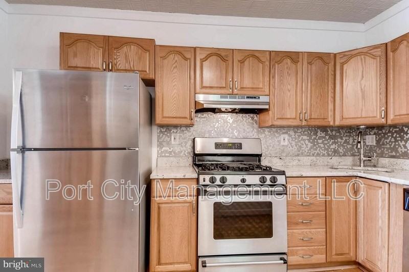 3202 Fait Ave - Photo 5 of 23