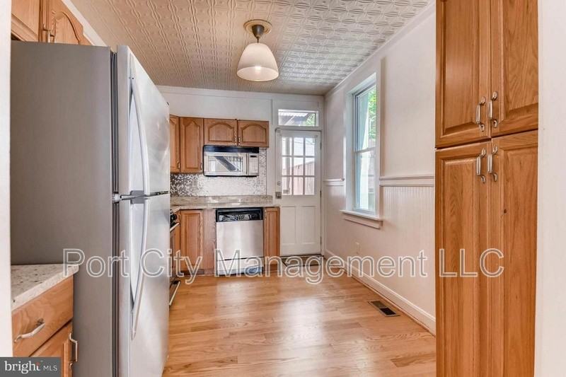 3202 Fait Ave - Photo 7 of 23