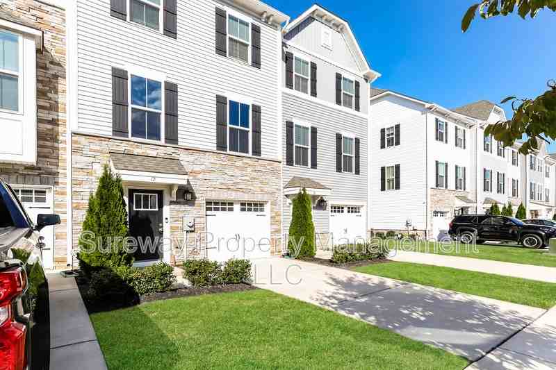 12 Kohlmyer Dr - Photo 2 of 25