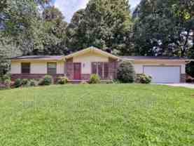 402 Harrow Rd - Photo 1 of 1