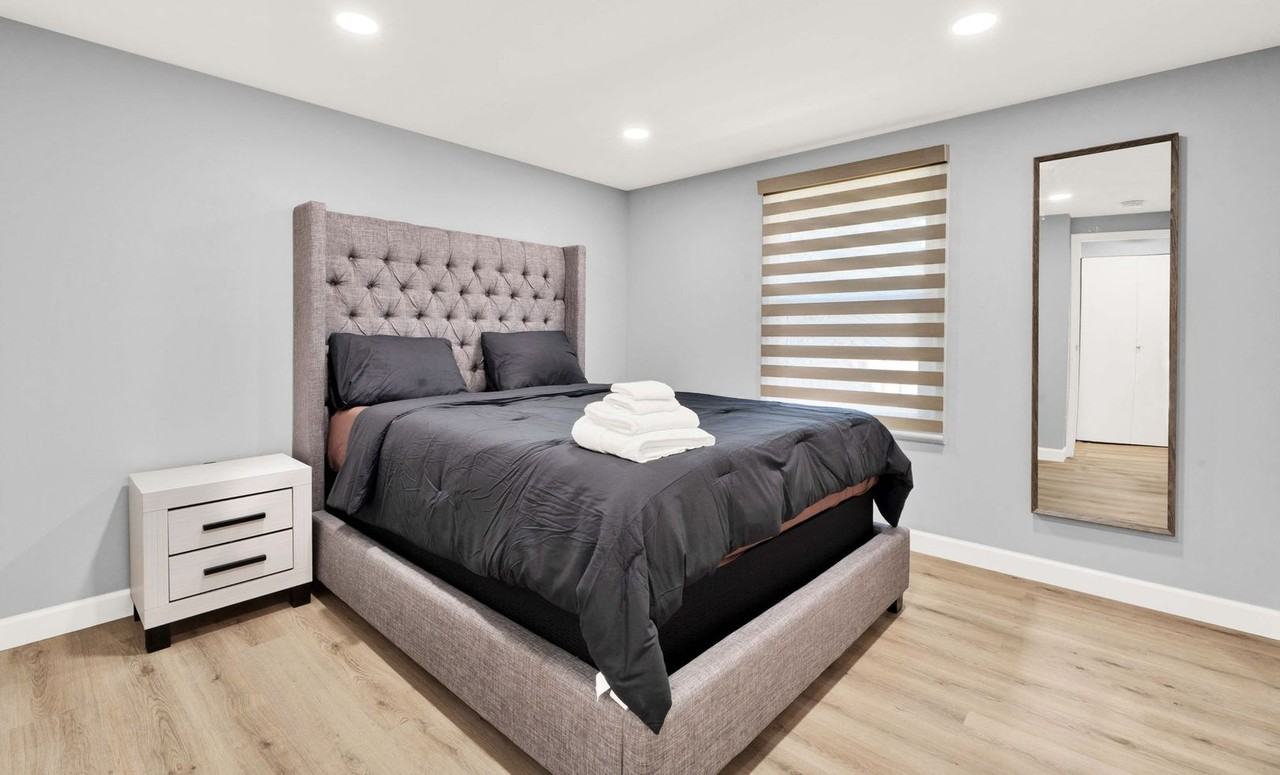 Roanoke Villas - Photo 5 of 49