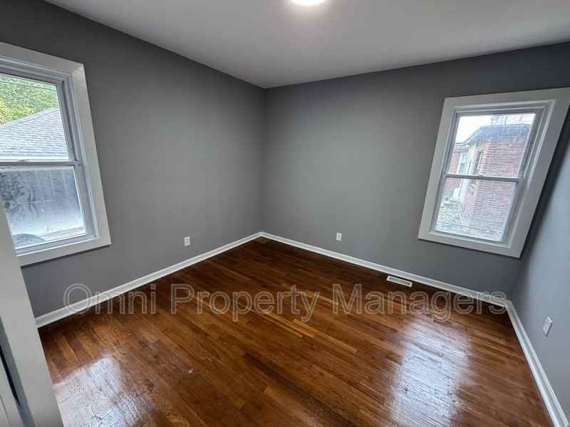 3626 Courville St - Photo 6 of 16