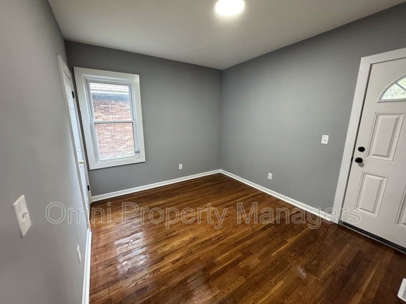 3626 Courville St - Photo 7 of 16