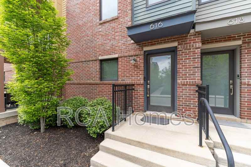 616 Pomeroy St - Photo 2 of 19