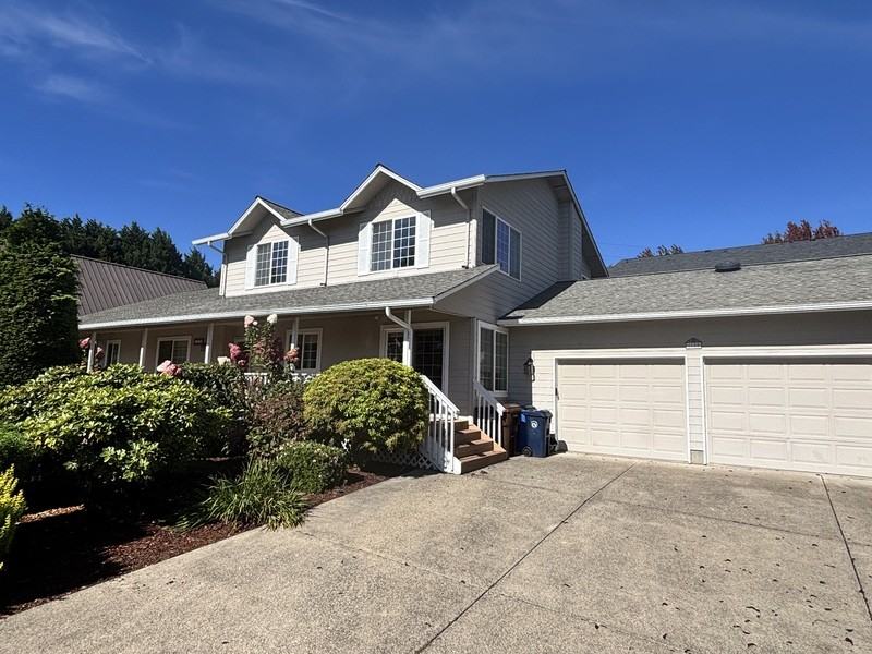 1150 Se Polk Cir - Photo 2 of 26