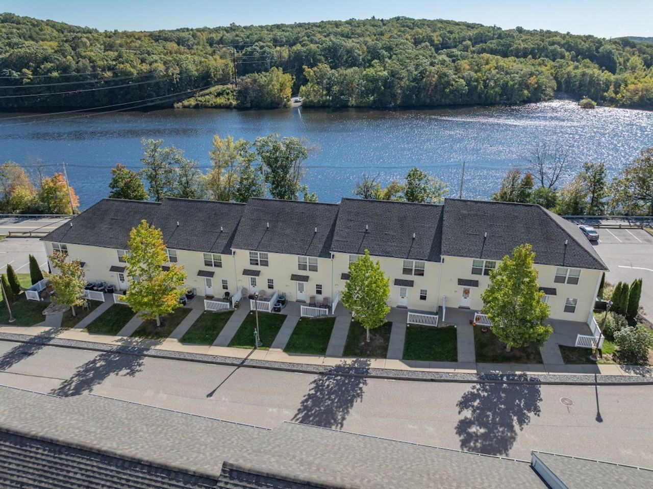 The Hills at River View Luxury Townhouses - Photo 2 of 27