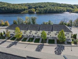 featured image of 101 River View Ln