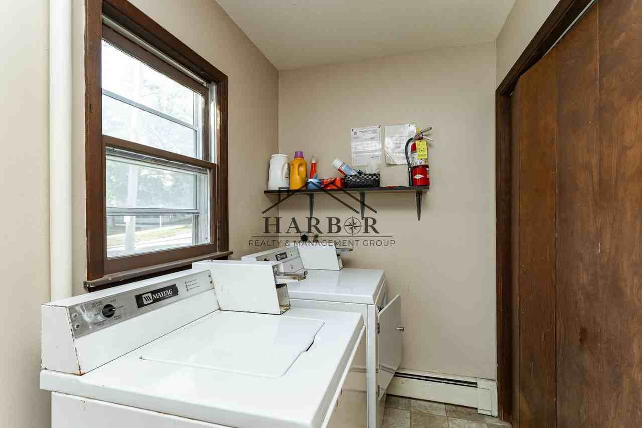 23 8th St Nw - Photo 4 of 19